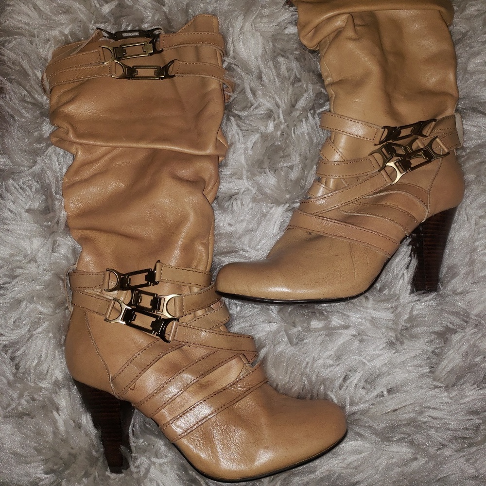 Heeled boots